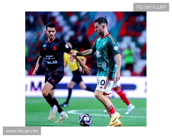 利雅得胜利统治沙特联赛场面临挑战,球队近期状态稳定性对争冠形势产生影响