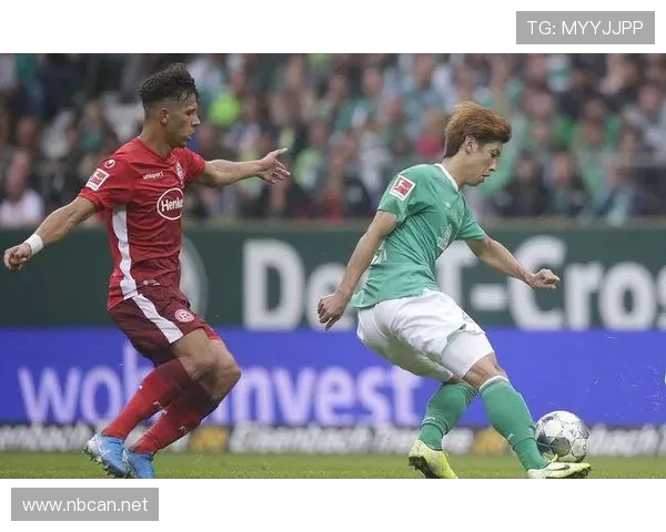 多特争冠关键阶段掉链子问题显现，稳定性面临考验，对赛季走势形成制约