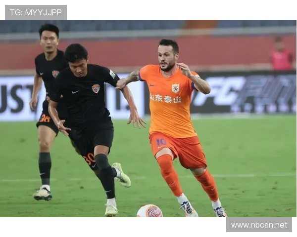 山东泰山豪门地位面临考验，球队能否在竞争加剧中保持稳定，对赛季走势形成制约