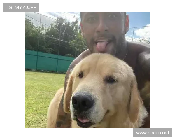 内马尔家的狗吃的都比我一个月工资多